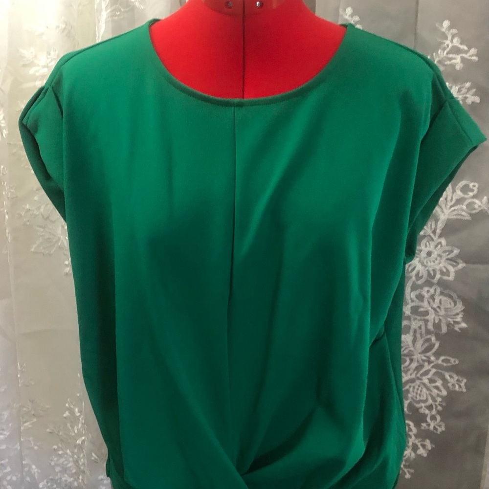 Worthington Business Top